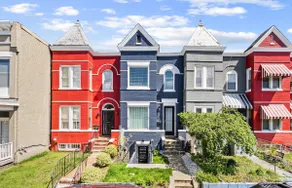 Designer 3BR DC Home | King Bed, Family‑Friendly - Image 2