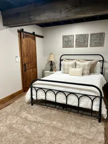 Overton Valley: Secluded Cabin on 10 acres - Image 3