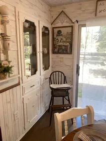 Cozy Cottage - Image 2
