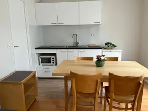 Charming studio + private parking – 10 mins from RER A - Image 3