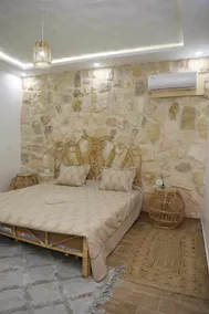 Beautiful 3 bedroom villa with pool - Image 4