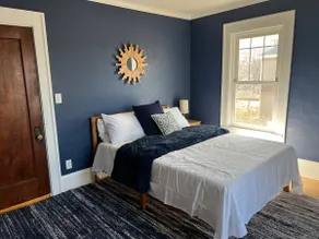 CRAFTSMAN’sUPSTAIRS! 3 bd rm w/impressive attic! - Image 3