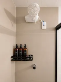 Full apartment with backyard - Image 5