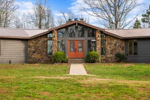 Ozark Mountaintop Lodge and Retreat - Image 5