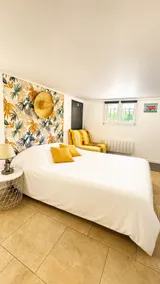 Cozy two-room apartment with a shaded terrace overlooking the garden - Image 2