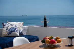 Beachfront Apartment - 2 Terraces - Stunning Sunrises - Image 4
