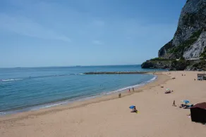 Beachfront Apartment - 2 Terraces - Stunning Sunrises - Image 3