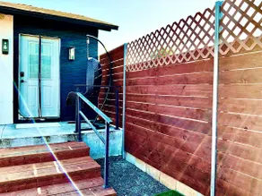 King bed full bath patio fenced yard - Image 3