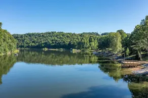 Lake House Living - Image 4