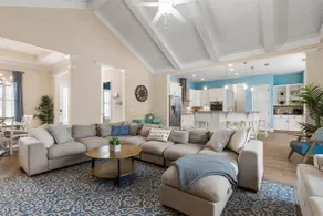 Dream Beach Haven! Rambler, Heated Pool, Beachside - Image 2