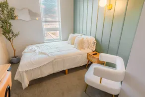 Peaceful suite in Boston with city views - Image 4