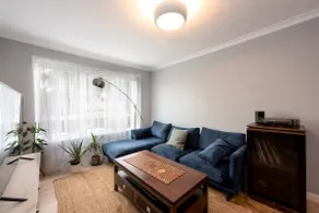 Homely 1-bedroom Unit in Hawthorn With Parking! - Image 5