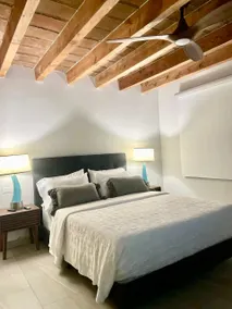 Practical Oceanfront Suite - Image 2