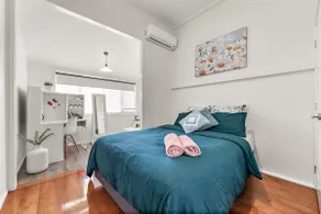 Spacious Queenslander in Ipswich - Image 2