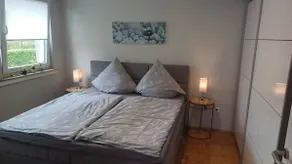 2 room GF flat in quiet dead end - Image 3