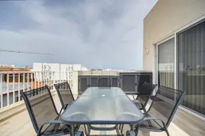 Beautiful 2 BDR Penthouse near Valletta sleeps 6 - Image 2