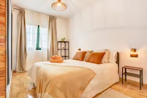 The Pearl of Puerto Lajas - Image 3