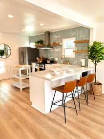 Ventura Coastal Hideaway - Image 4