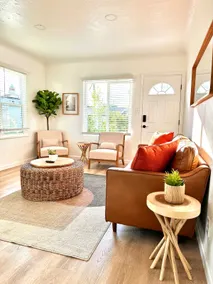 Ventura Coastal Hideaway - Image 3