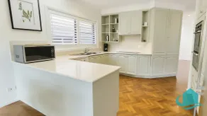 Village Bay Lake House- Across from Lake + Spa - Image 4