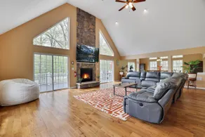 Poconos Masthope 6BR Home Ski Big Bear - Lake Pool - Image 2