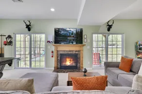 Poconos Masthope 6BR Home Ski Big Bear - Lake Pool - Image 4