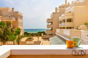 Modern Sea View Apartment - Image 3
