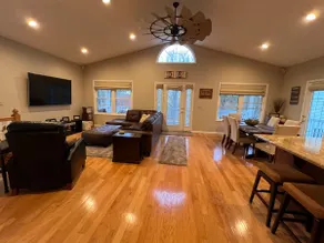 5 BR/3 BA lake home in Grand Rivers, KY - Image 5