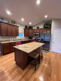 5 BR/3 BA lake home in Grand Rivers, KY - Image 3
