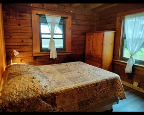 Friends and Family Cabin - Image 4
