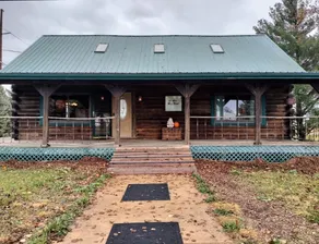 Friends and Family Cabin - Image 2