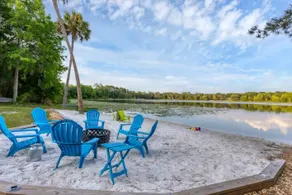Serenity Escape lake house private beach - Image 4