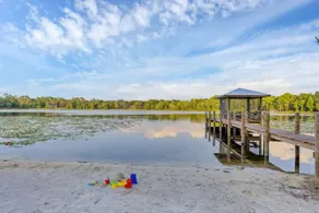 Serenity Escape lake house private beach - Image 5