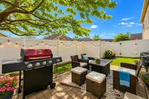 Pool Time! Spacious family favorite w/fenced yard! - Image 5