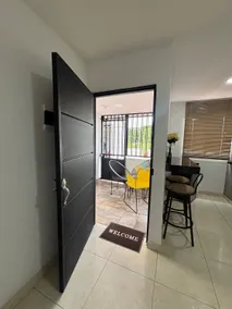 Modern Apartment 302 near Unicentro, Fiber WiFi - Image 3