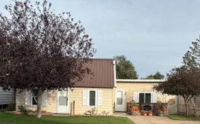 Bettie's Bungalow - Image 2