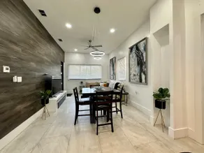 Radiant centrally located house - Image 4