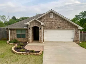 Cozy 3BR near Downtown Tyler | Sleeps 10 - Image 2