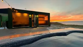 Seventees Villa With Ocean View-Sauna- Hot-Tub - Image 2