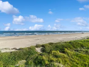 Seaside Eden - Image 3