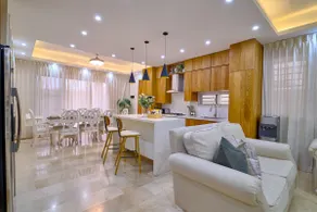 Miramar 3-Story Villa: Rooftop, Pool, BBQ & Staff - Image 3