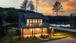 Family Friendly Lakefront home: Beach, Dock & Pool - Image 3