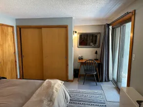 Cozy Burke Mt Condo Ski/Bike In/Out - Image 5