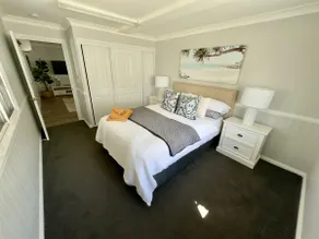 Seaside Serenity: Charming 2BR Queenslander Oasis - Image 3