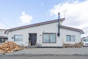 A house with a wood-burning stove that can use yadorigi (Japanese firewood) limited to one group per day - Image 3