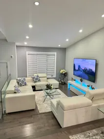 Entire place: Laval, Canada. 2-bedroom family home - Image 2