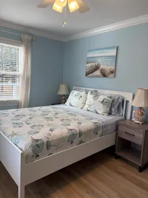 *Newly Renovated* Sunset Chambers Getaway - Image 3