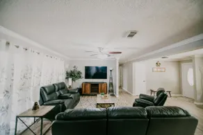 Trinity home - Image 2