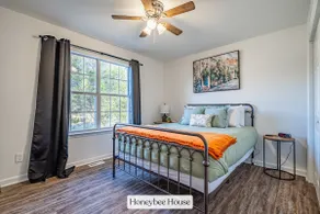 Spacious Honeybee Home I Near Downtown w/ Deck! - Image 5