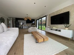 Cozy house with pool. - Image 4